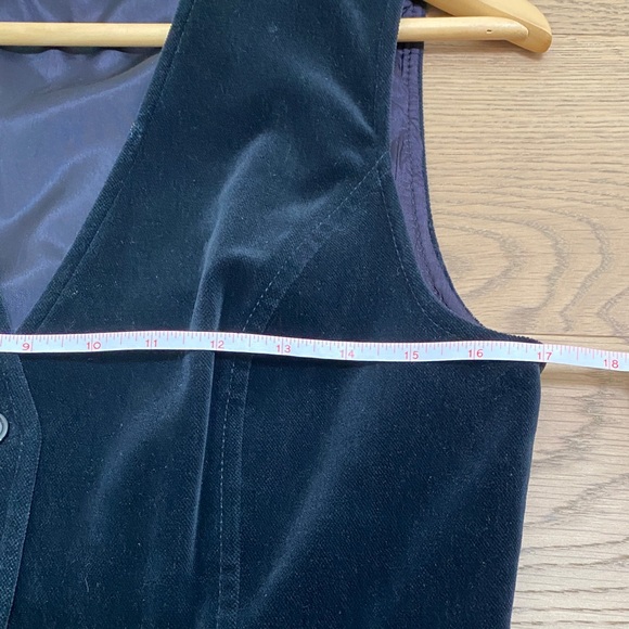 Vintage Canadian Velvet Vest, Surrey Classics, 1980s Black - Picture 8 of 11